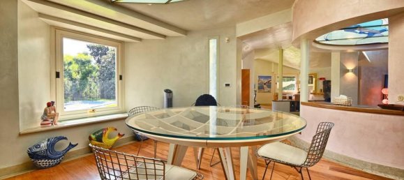 7 rooms Villa in Gardone Riviera, Italy No. 70121 16