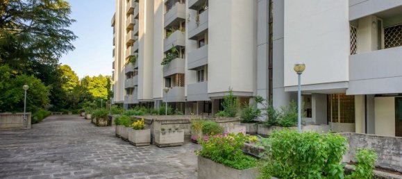 4 bedrooms Apartment in Rome, Italy No. 325133 6