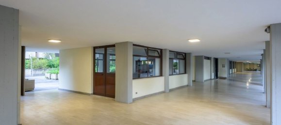 4 bedrooms Apartment in Rome, Italy No. 325133 8