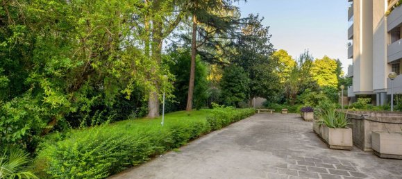 4 bedrooms Apartment in Rome, Italy No. 325133 5