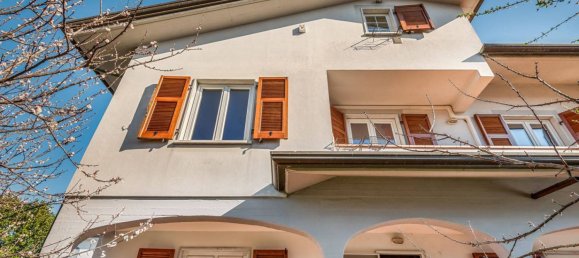 4 bedrooms Villa in Luni, Italy No. 33226 12