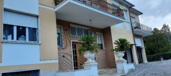 Apartamento de 5 divisões em Macerata, Italy N.º 9723 2