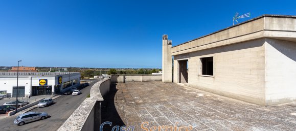 Garage à Parabita, Italy 110m² No. 275311 13