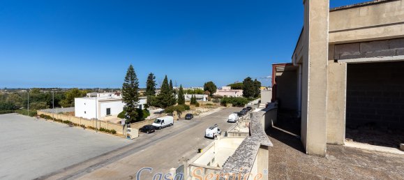 Garage à Parabita, Italy 110m² No. 275311 14