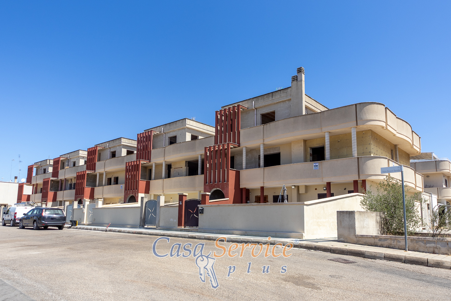 Garage à Parabita, Italy 110m² No. 275311