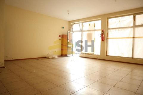  Commercial property in Trofa, Portugal No. 202323