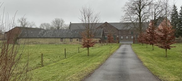 Ферма с 8 комнатами в Зост, Германия № 136880 27