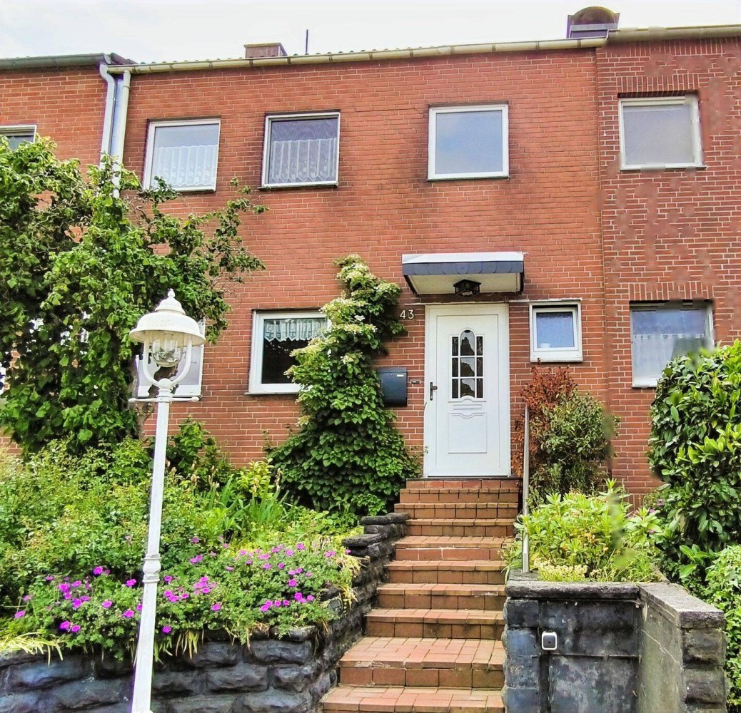 Таунхаус с 3 спальнями в Хайнсберг, Германия № 347750