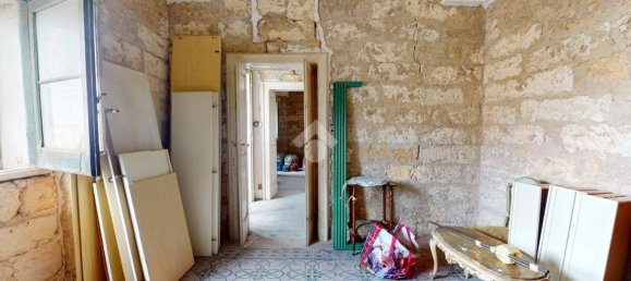 3 Schlafzimmer Haus in Brindisi, Italy, Nr. 42373 5