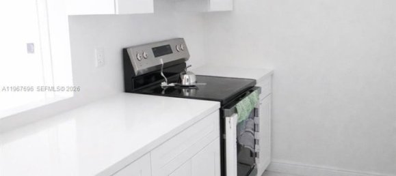 1 dormitorio propiedad comercial en venta en Miami, Miami-Dade, Florida, USA № 614465 7