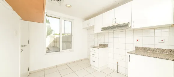 Villa T2 em The Springs, UAE N.º 106159 6