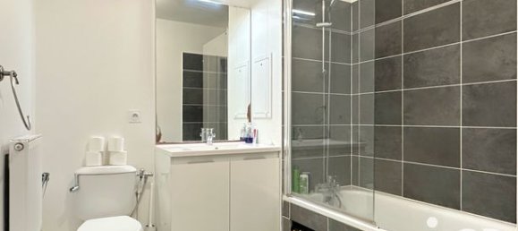 4 chambres Appartement à Bobigny, France No. 360082 12