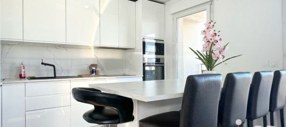 4 chambres Appartement à Bobigny, France No. 360082 5