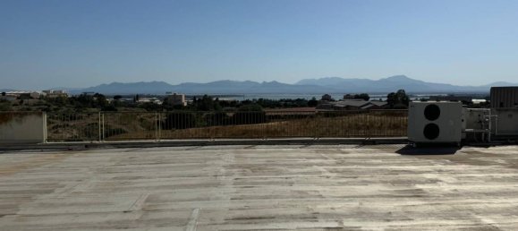 Propiedad comercial de 1 habitación en Cagliari, Italy No. 67797 17