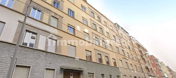 1 bedroom Apartment in Turin, Italy No. 198272 3