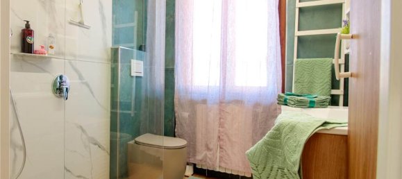 Квартира с 2 спальнями в Фино Морнаско, Италия № 209994 10