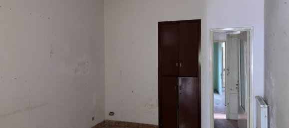 Casa de 4 divisões em San Giovanni la Punta, Italy N.º 171442 6