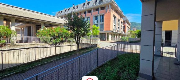 2 bedrooms Apartment in Alzano Lombardo, Italy No. 266843 4