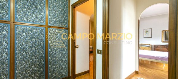 6-salle Appartement à Rome, Italy No. 220989 8