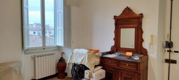 6-salle Appartement à Florence, Italy No. 96419 2