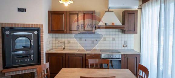 Casa de 20 habitaciónes en San Marcello, Italy No. 7020 20