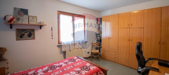 Casa de 20 habitaciónes en San Marcello, Italy No. 7020 28