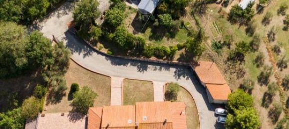 Casa de 20 habitaciónes en San Marcello, Italy No. 7020 38