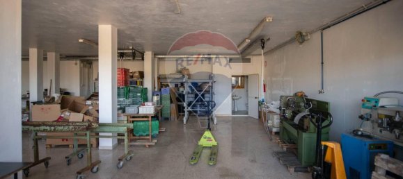 Casa de 20 habitaciónes en San Marcello, Italy No. 7020 34