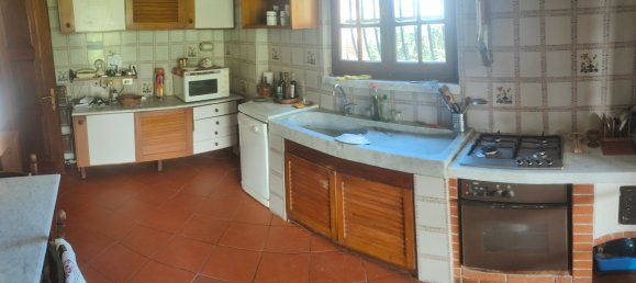 7 rooms House in Carrara, Italy No. 169083 13