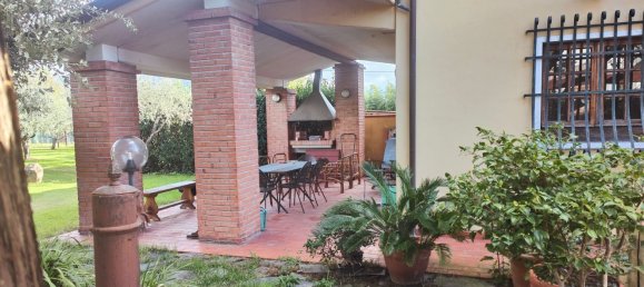 7 rooms House in Carrara, Italy No. 169083 6