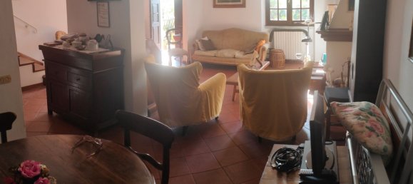 7 rooms House in Carrara, Italy No. 169083 11