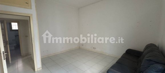 Apartamento de 3 dormitorios en Bologna, Italy No. 29887 12