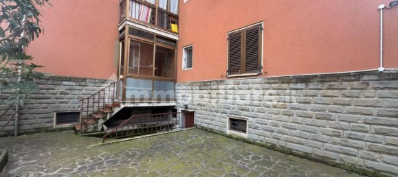 Apartamento de 3 dormitorios en Bologna, Italy No. 29887 4
