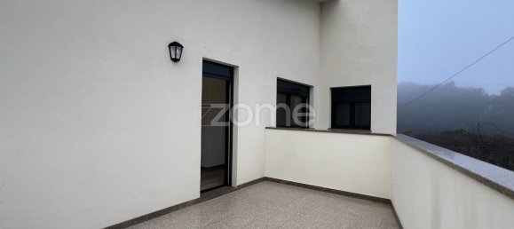 5 bedrooms House in Senhora da Hora, Portugal No. 132894 11