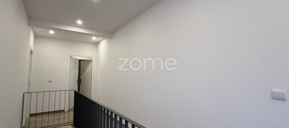 5 bedrooms House in Senhora da Hora, Portugal No. 132894 6