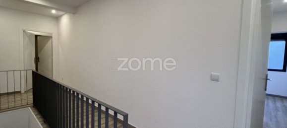 5 bedrooms House in Senhora da Hora, Portugal No. 132894 5