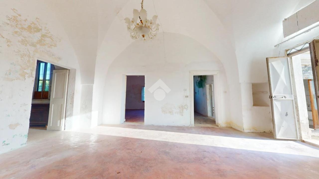 6غرفة منزل في Francavilla Fontana, Italy رقم 20085