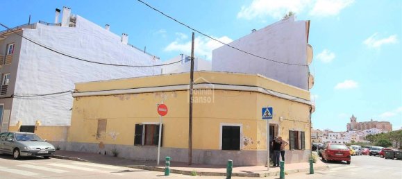 3 غرف نوم تاون هاوس في Ciutadella De Menorca, Spain رقم 695 12