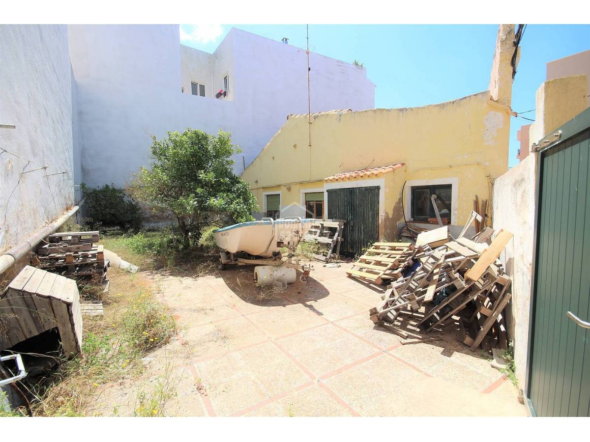 3 غرف نوم تاون هاوس في Ciutadella De Menorca, Spain رقم 695