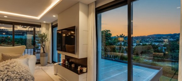 4 Schlafzimmer Villa in Marbella, Spain, Nr. 142829 15