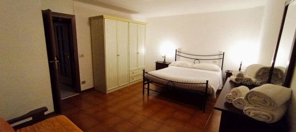 4 rooms Apartment in Castiglione del Lago, Italy No. 154144 17