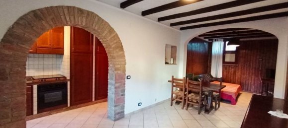 4 rooms Apartment in Castiglione del Lago, Italy No. 154144 2