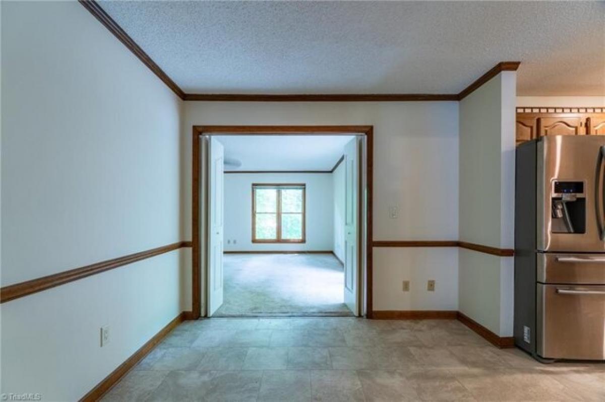 3 bedrooms House in Kernersville, USA No. 379999