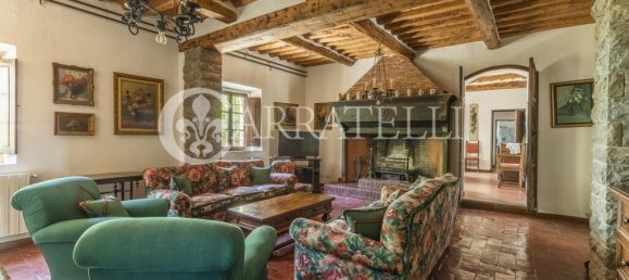  Castillos de 25 dormitorios en Castellina in Chianti, Italy No. 165775 16