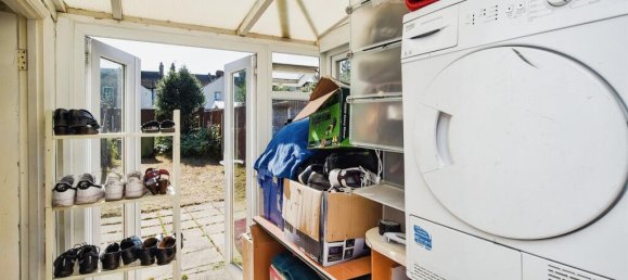 3 bedrooms Commercial property in Watford, United Kingdom No. 6038 6