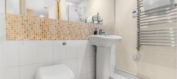 2 Schlafzimmer Wohnung in Beckenham, United Kingdom, Nr. 876 9