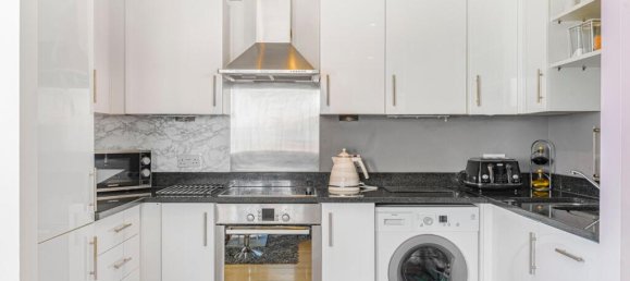 2 Schlafzimmer Wohnung in Beckenham, United Kingdom, Nr. 876 2