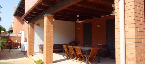 Villa de 6 dormitorios en Fiumicino, Italy No. 318471 11