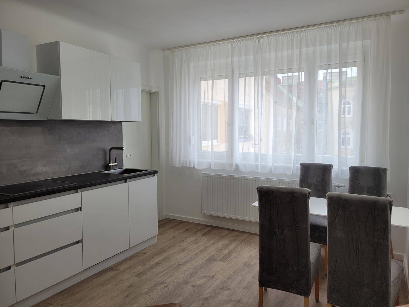 2 rooms Apartment in Penzing, Austria No. 191137