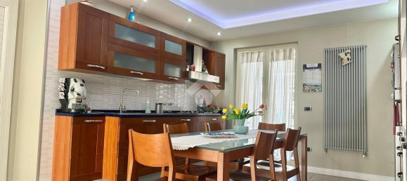 4 rooms Apartment in Giugliano in Campania, Italy No. 235962 9